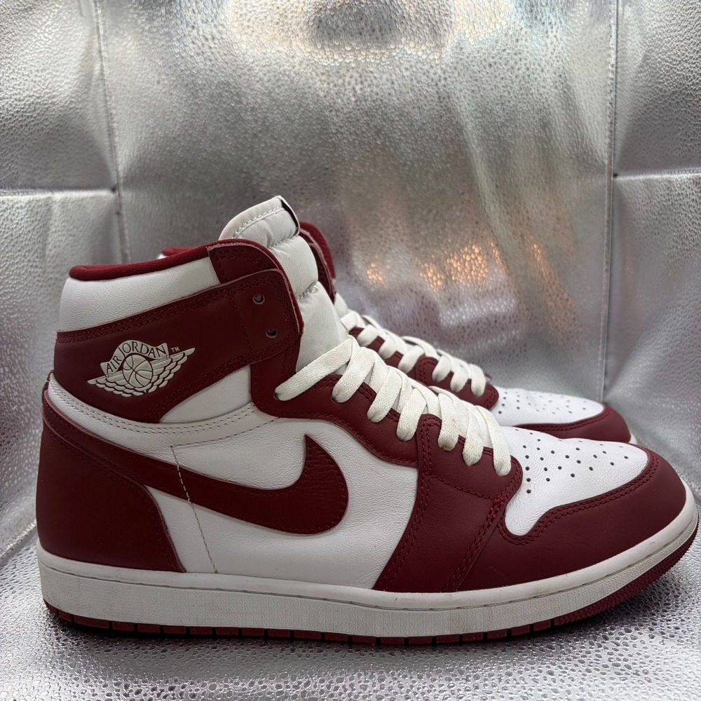 Size 11.5 Nike Air Jordan 1 Retro High OG Team Red White Mens Shoes DZ5485-160 - Picture 2 of 13